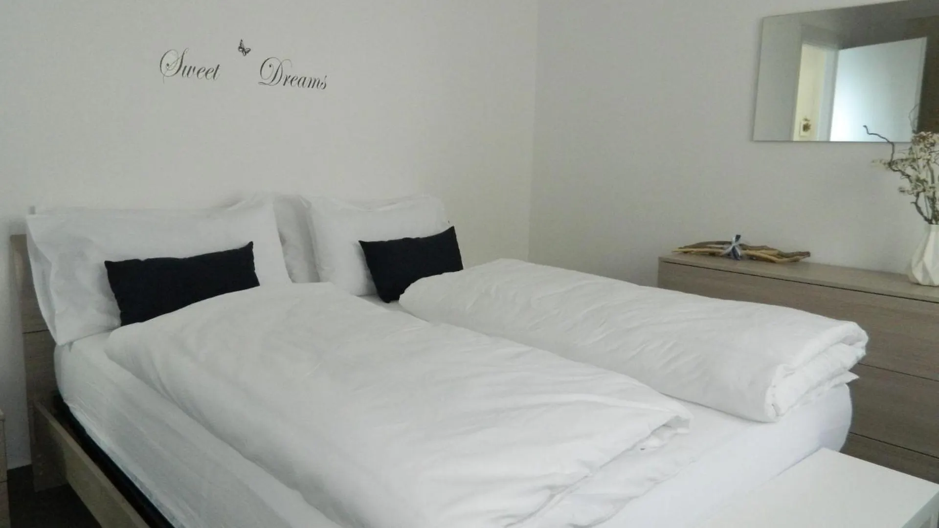 Apartment Lago Maggiore Holiday House, Lake View, Vignone Dumenza